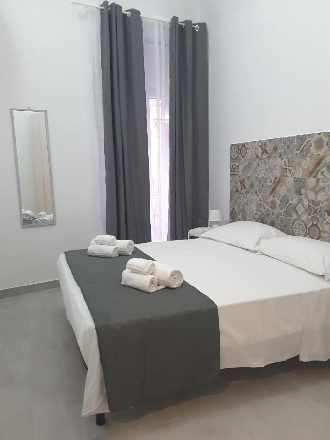 Appartamento A casa dei 3 Aeroporto di Catania Fontana Rossa Esterno foto