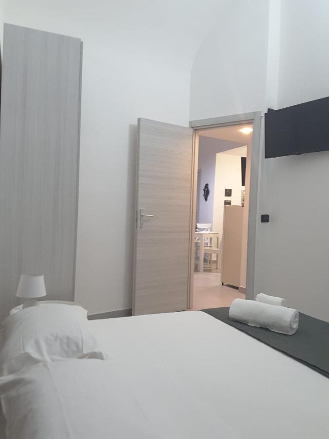 Appartamento A casa dei 3 Aeroporto di Catania Fontana Rossa Esterno foto